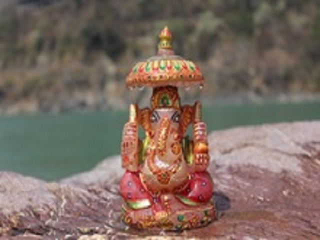 Rose-Quartz-Healing-Chakra-Energized-Ganesha-Statue